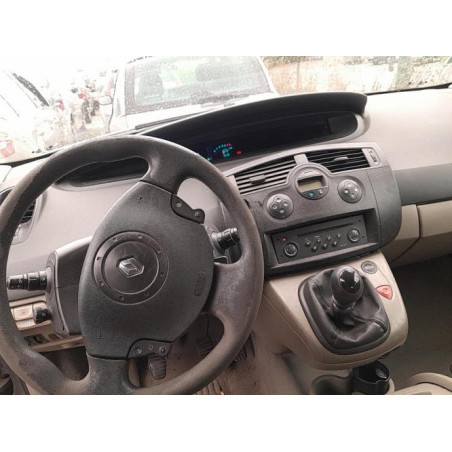 Platine feu arriere gauche RENAULT SCENIC 2 PHASE 1 d’occasion
