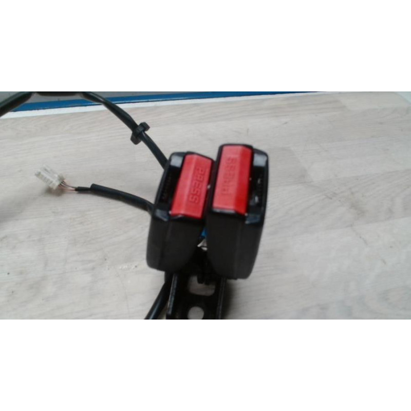 Attache ceinture arriere centrale PEUGEOT 308 1 PHASE 1 d’occasion
