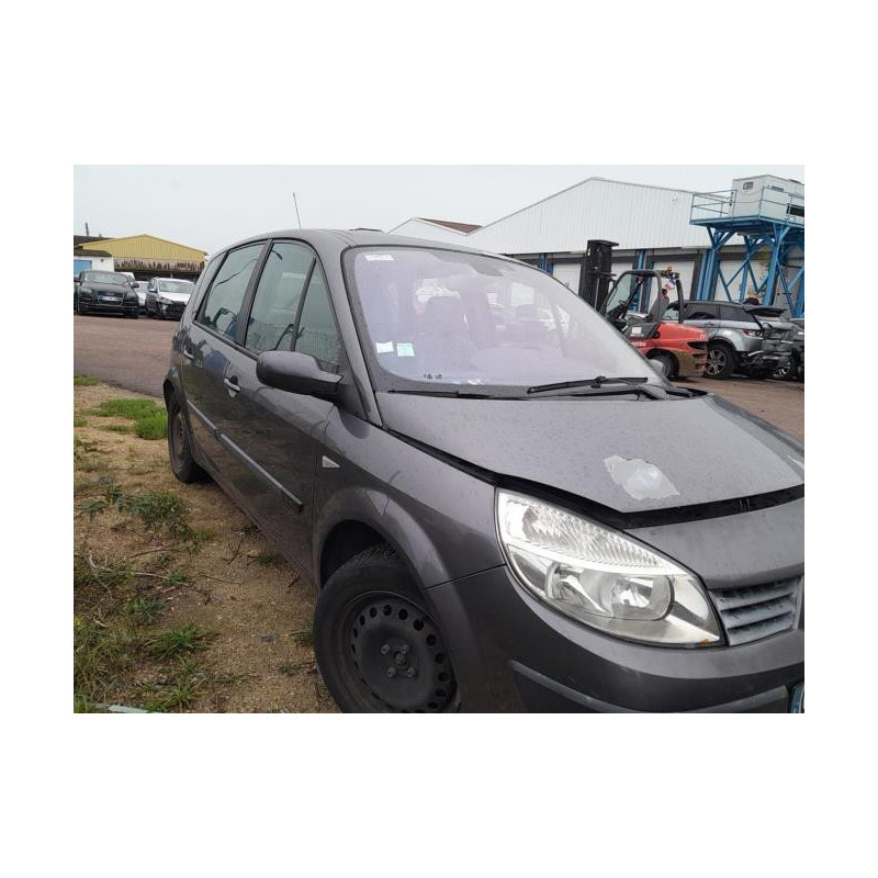 Pare choc arriere RENAULT SCENIC 2 PHASE 1 d’occasion