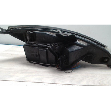 Optique avant principal gauche (feux)(phare) FORD FOCUS 1 d’occasion