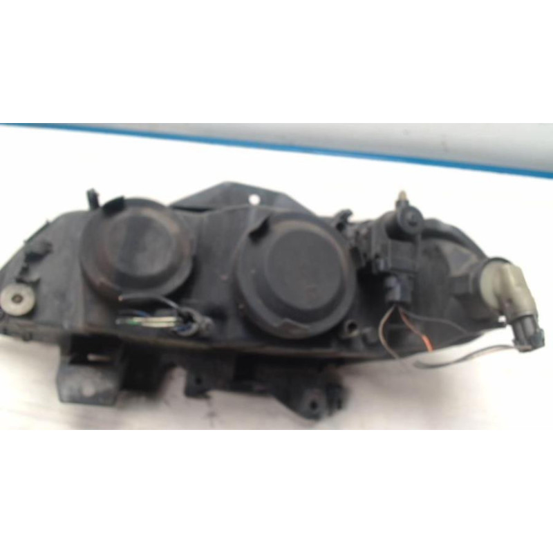 Optique avant principal droit (feux)(phare) RENAULT LAGUNA 1 PHASE 2 d’occasion