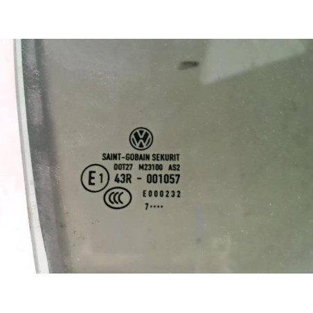 Vitre arriere droit VOLKSWAGEN GOLF 5 d’occasion