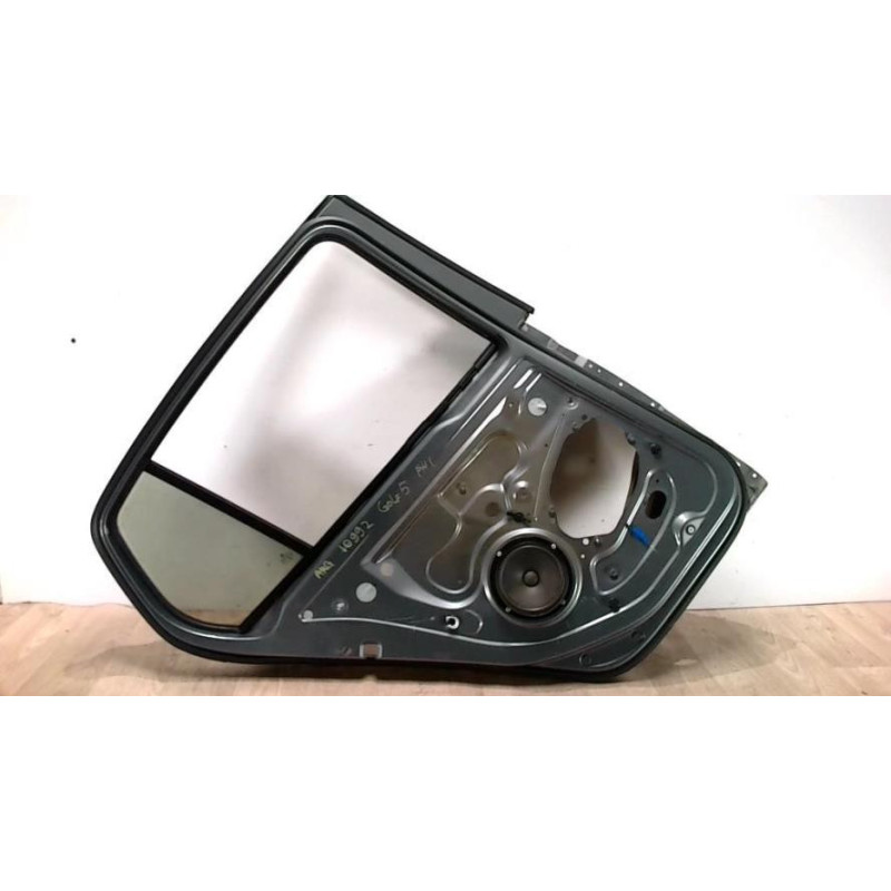 Armature porte VOLKSWAGEN GOLF 5 d’occasion
