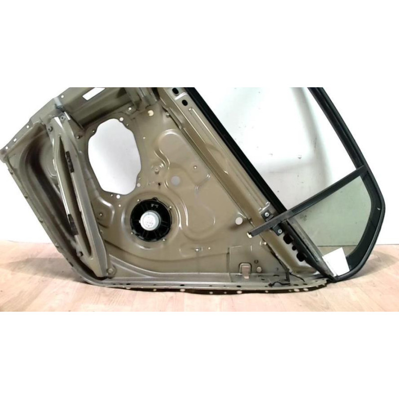 Armature porte VOLKSWAGEN GOLF 5 d’occasion