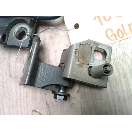 Charniere de porte arriere gauche VOLKSWAGEN GOLF 5 d’occasion