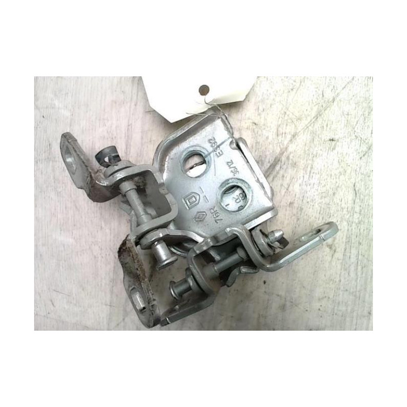 Charniere de porte arriere gauche DACIA LODGY PHASE 1 d’occasion