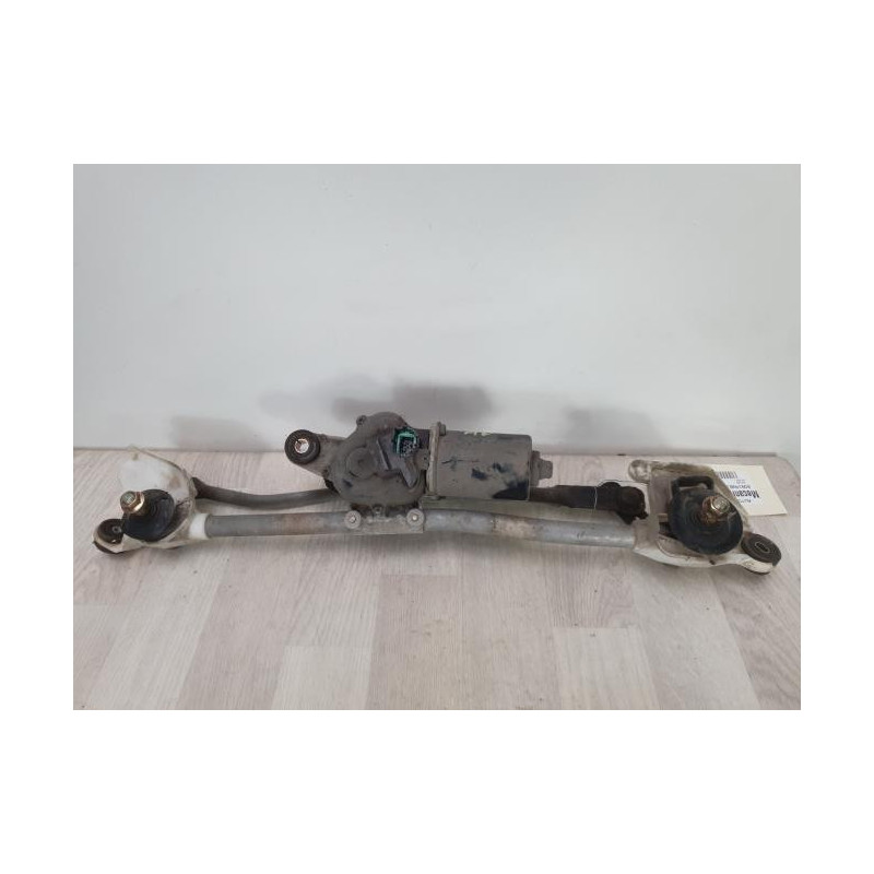 Mecanisme essuie glace avant NISSAN MICRA 3 PHASE 2 d’occasion
