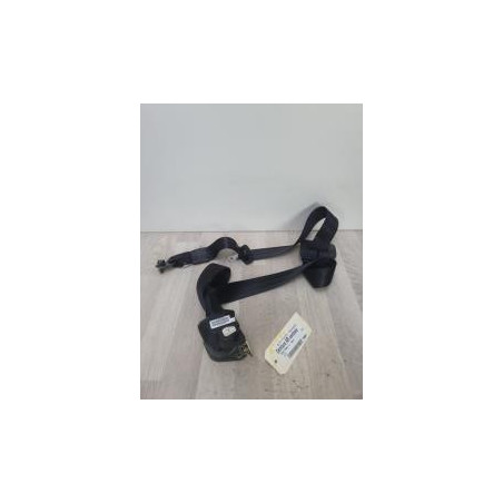 Ceinture arriere centrale NISSAN MICRA 3 PHASE 2 d’occasion