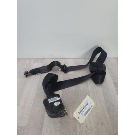 Ceinture arriere centrale NISSAN MICRA 3 PHASE 2 d’occasion