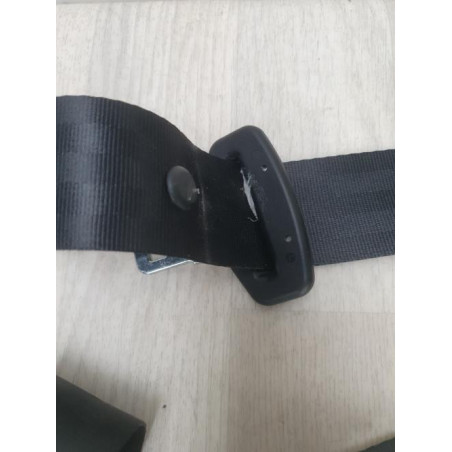 Ceinture arriere centrale NISSAN MICRA 3 PHASE 2 d’occasion