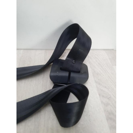 Ceinture arriere centrale NISSAN MICRA 3 PHASE 2 d’occasion