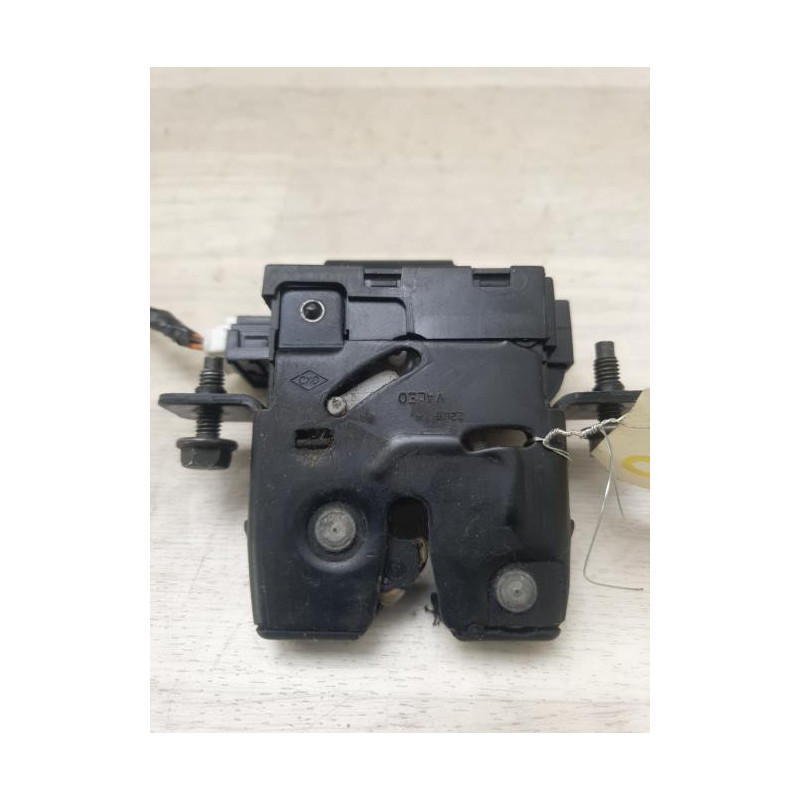 Serrure de coffre NISSAN MICRA 3 PHASE 2 d’occasion