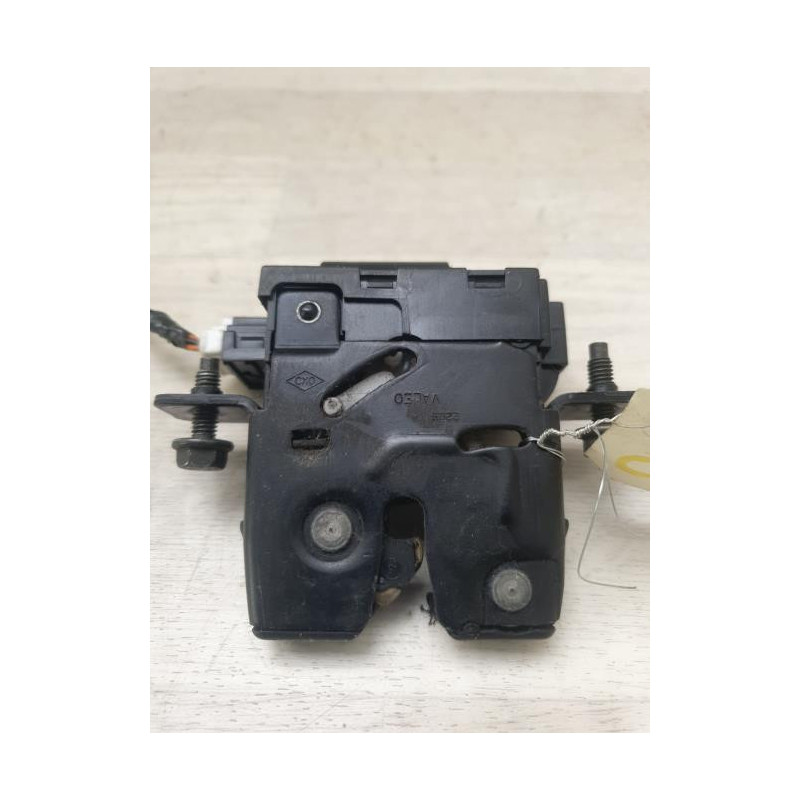 Serrure de coffre NISSAN MICRA 3 PHASE 2 d’occasion