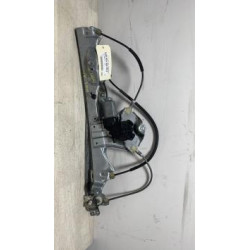 Leve vitre electrique avant gauche RENAULT CLIO 3 PHASE 1 d’occasion