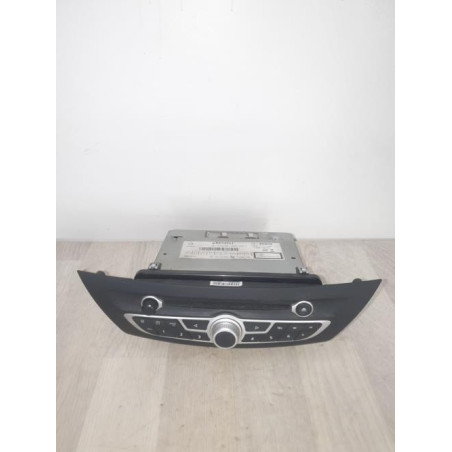 Autoradio d'origine RENAULT LAGUNA 3 PHASE 1 d’occasion