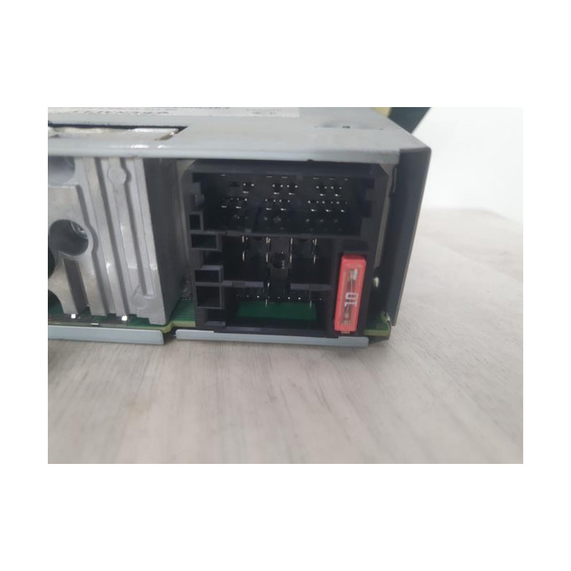 Autoradio d'origine RENAULT LAGUNA 3 PHASE 1 d’occasion