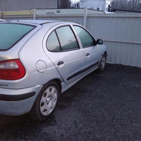 Calculateur moteur RENAULT MEGANE 1 PHASE 2 d’occasion