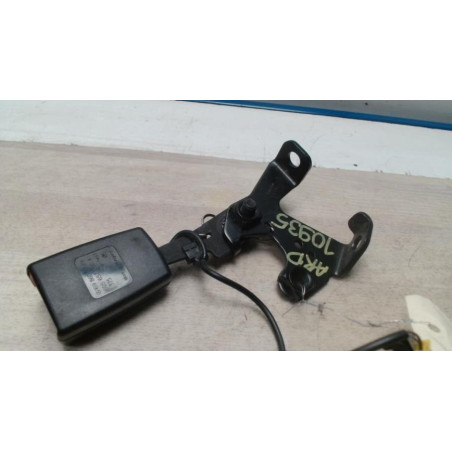 Attache ceinture arriere droit MERCEDES CLASSE A 169 PHASE 1 d’occasion