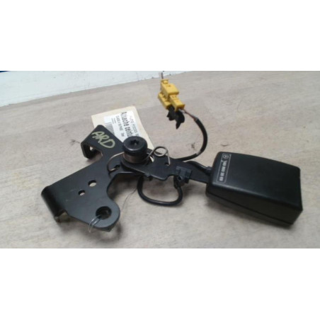 Attache ceinture arriere droit MERCEDES CLASSE A 169 PHASE 1 d’occasion