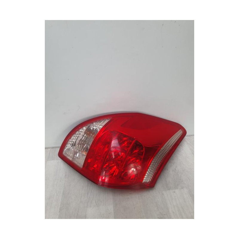 Feu arriere principal gauche (feux) TOYOTA RAV4 3 PHASE 1 d’occasion
