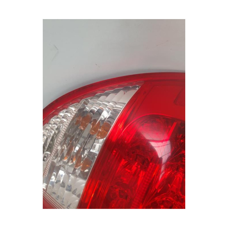 Feu arriere principal gauche (feux) TOYOTA RAV4 3 PHASE 1 d’occasion