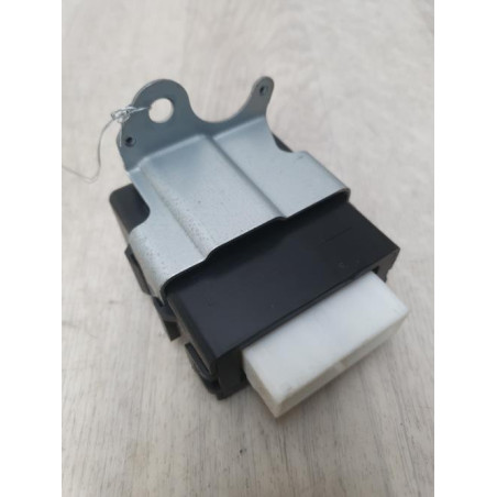 Relais essuie-glace TOYOTA RAV4 3 PHASE 1 d’occasion