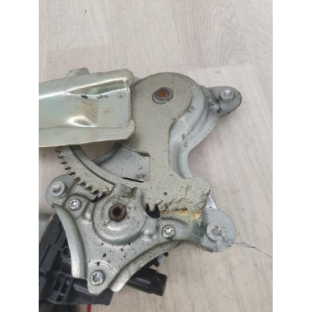 Leve vitre electrique arriere droit TOYOTA RAV4 3 PHASE 1 d’occasion