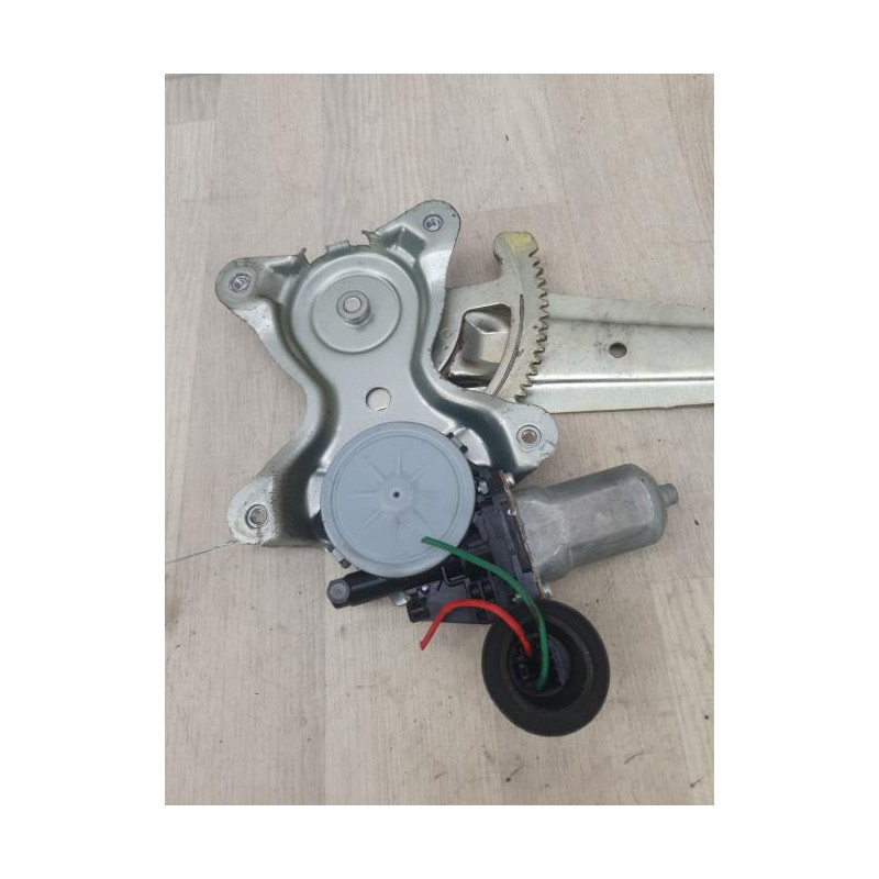 Leve vitre electrique arriere droit TOYOTA RAV4 3 PHASE 1 d’occasion