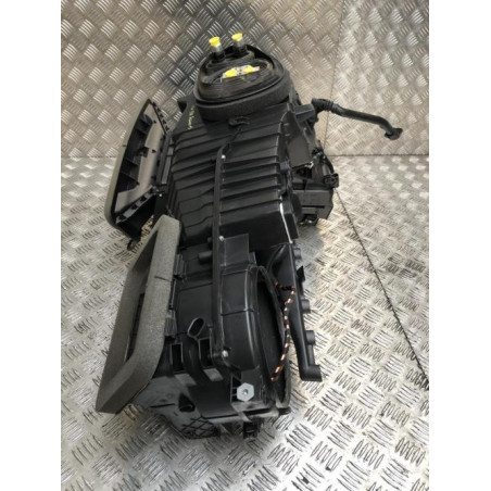 Bloc chauffage VOLKSWAGEN SCIROCCO 3 PHASE 1 COUPE d’occasion