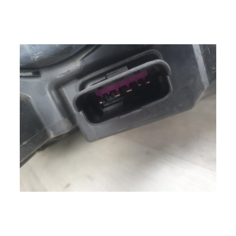 Optique avant principal gauche (feux)(phare) RENAULT MEGANE 3 PHASE 2 d’occasion