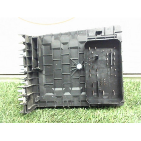 Porte fusible VOLKSWAGEN GOLF PLUS PHASE 1 d’occasion