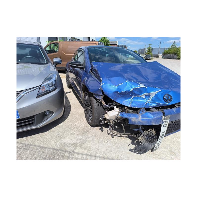 Gicleur lave phare VOLKSWAGEN SCIROCCO 3 PHASE 1 COUPE d’occasion