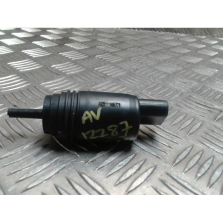 Pompe lave glace arriere BMW SERIE 1 E81 d’occasion