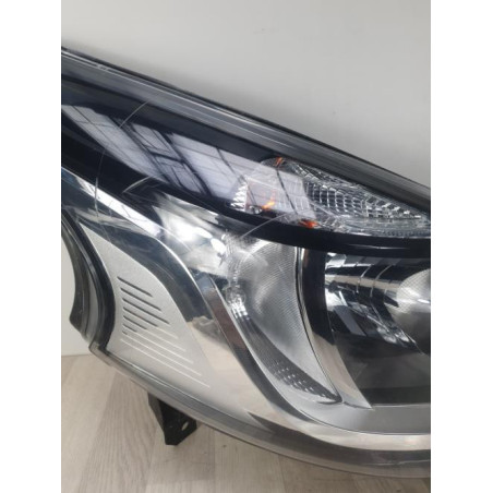 Optique avant principal droit (feux)(phare) RENAULT TRAFIC 3 COURT PHASE 1 d’occasion