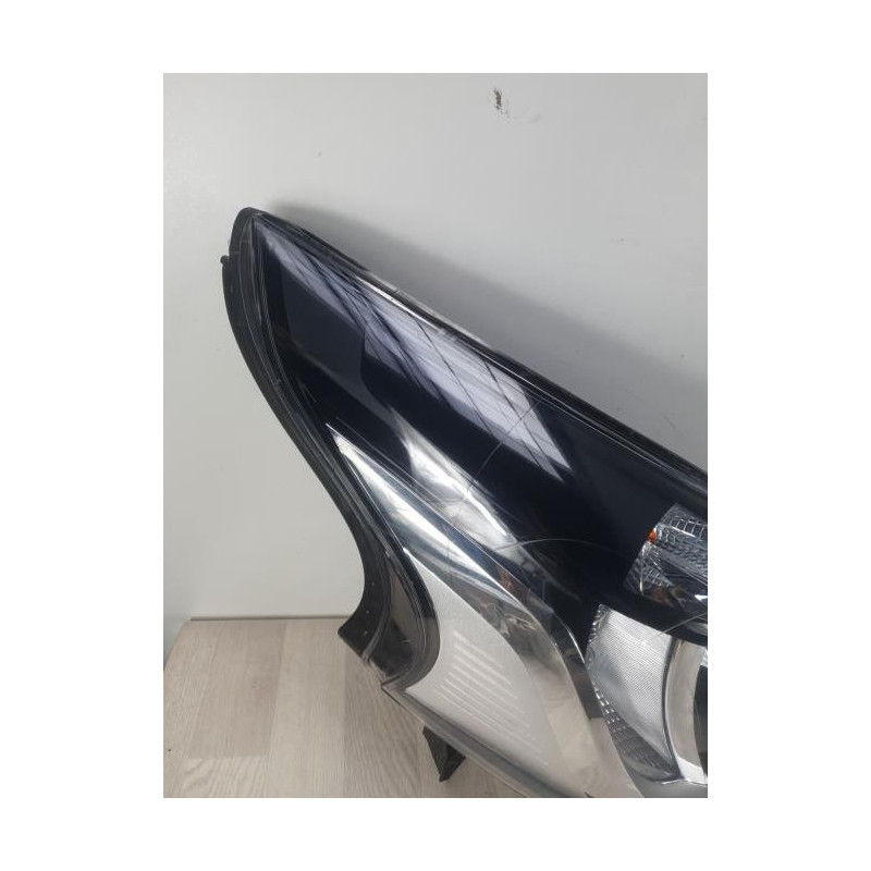 Optique avant principal droit (feux)(phare) RENAULT TRAFIC 3 COURT PHASE 1 d’occasion