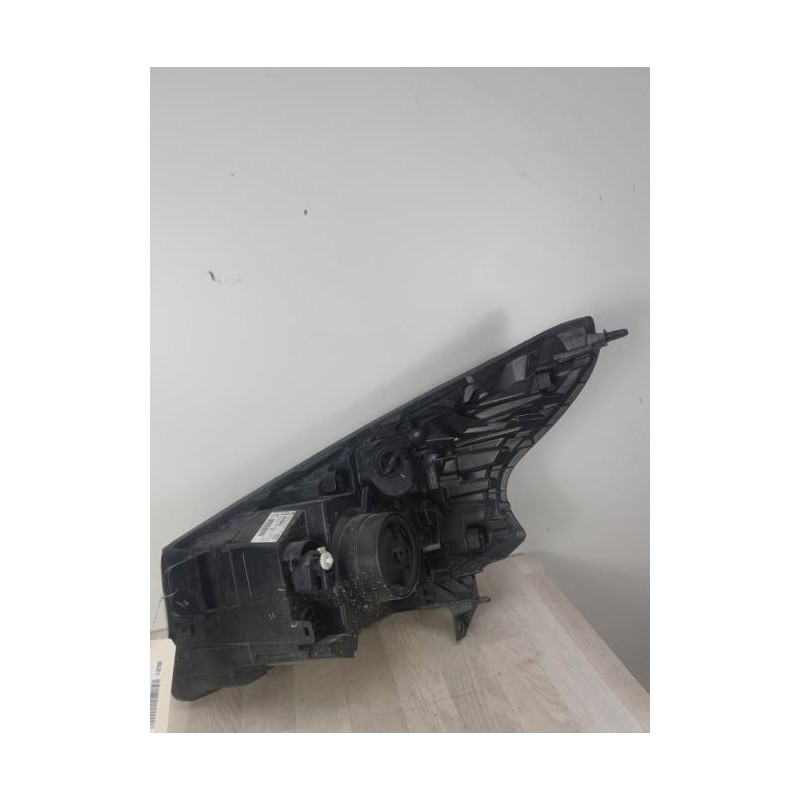 Optique avant principal droit (feux)(phare) RENAULT TRAFIC 3 COURT PHASE 1 d’occasion