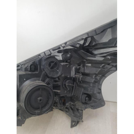 Optique avant principal droit (feux)(phare) RENAULT TRAFIC 3 COURT PHASE 1 d’occasion