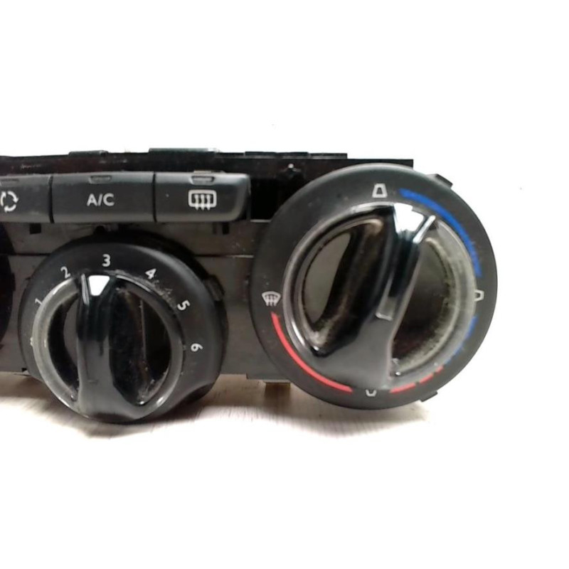 Commande autoradio PEUGEOT 208 1 PHASE 1 d’occasion
