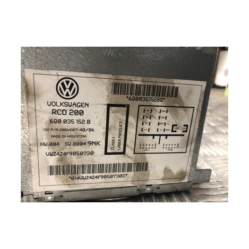 Autoradio d'origine VOLKSWAGEN POLO 4 PHASE 2 d’occasion