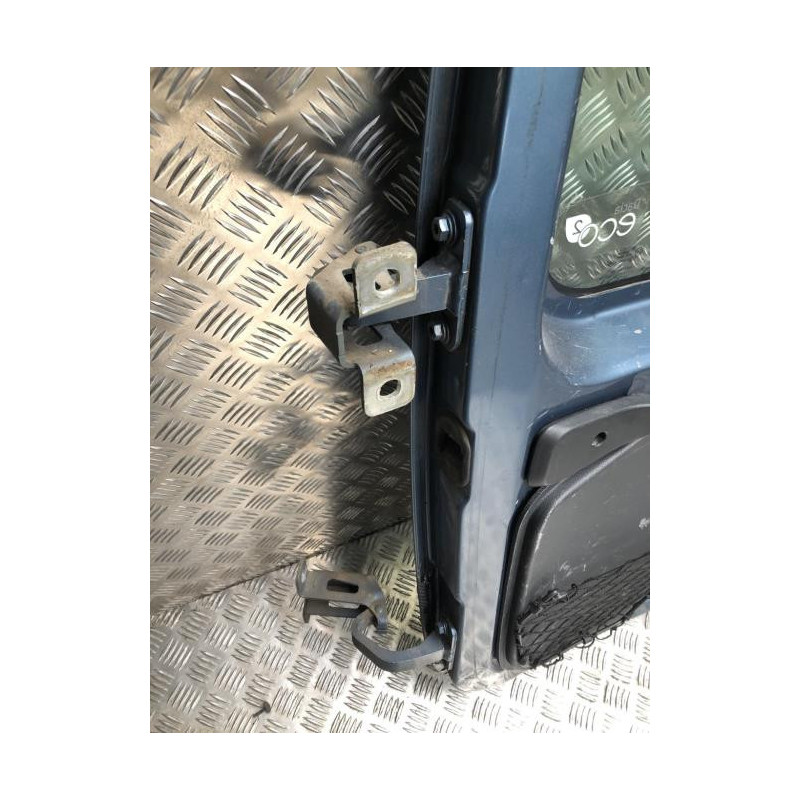 Porte de coffre droit DACIA LOGAN MCV 1 PHASE 2 BREAK d’occasion