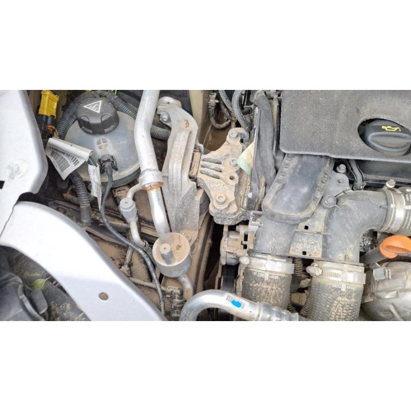 Support de phare droit (tôle) CITROEN C4 PICASSO 2 PHASE 2 d’occasion
