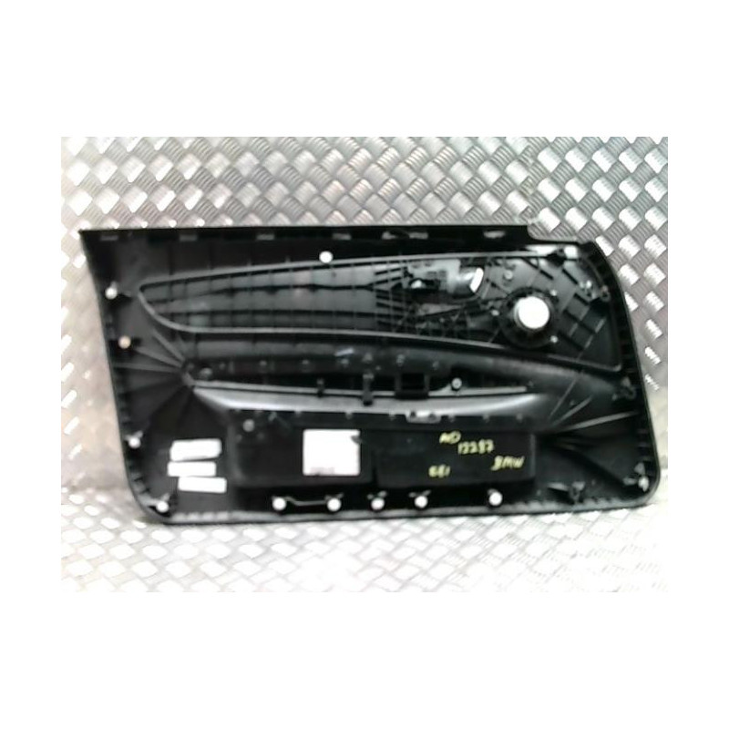Panneau de porte avant droit BMW SERIE 1 E81 d’occasion