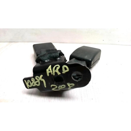 Attache ceinture arriere droit PEUGEOT 208 1 PHASE 1 d’occasion