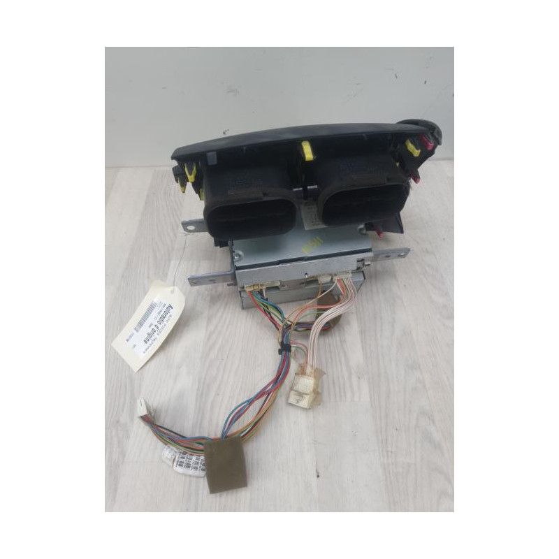 Autoradio d'origine TOYOTA RAV4 3 PHASE 1 d’occasion