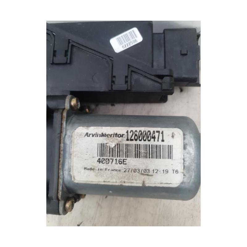 Mecanisme de leve vitre electrique avant droit RENAULT MEGANE 2 PHASE 1 d’occasion