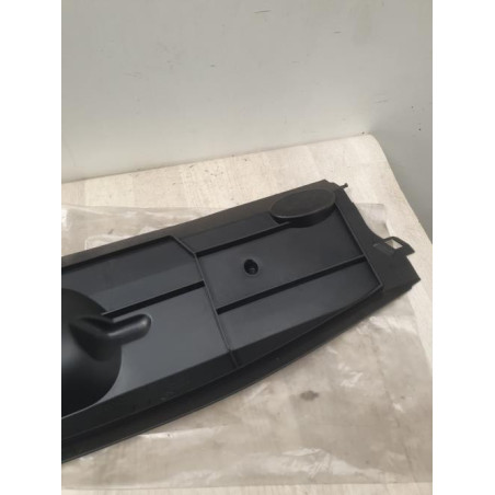 Moulure de pare choc arriere RENAULT MEGANE 3 PHASE 1 d’occasion