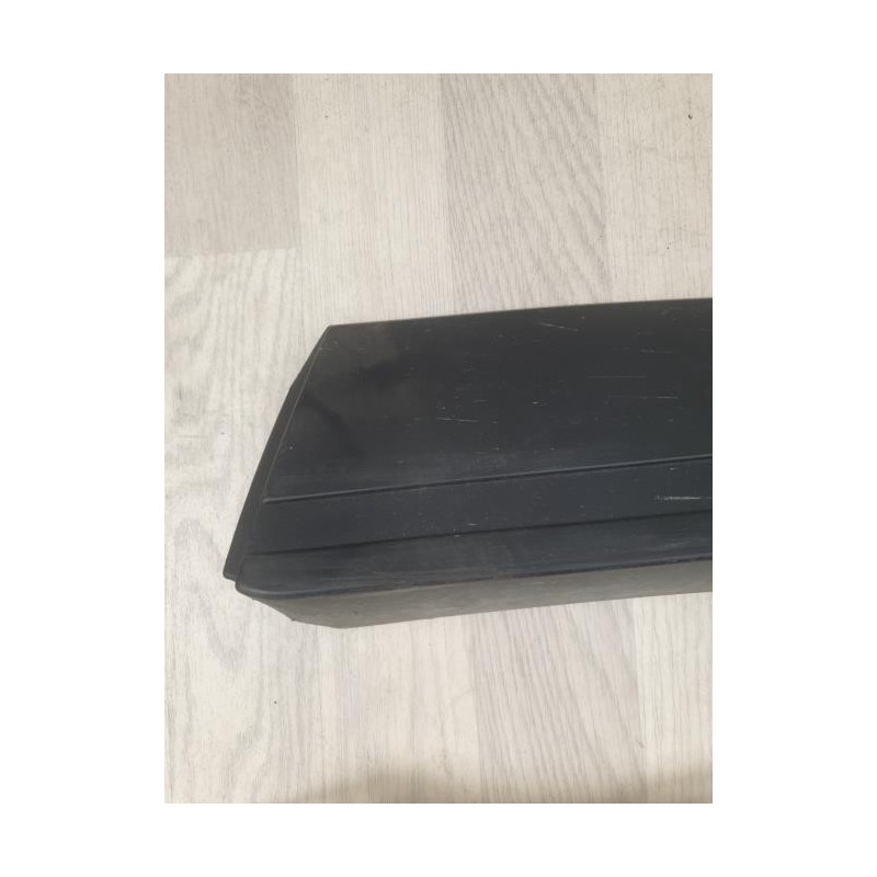 Baguette de porte arriere gauche  RENAULT CLIO 3 PHASE 2 d’occasion