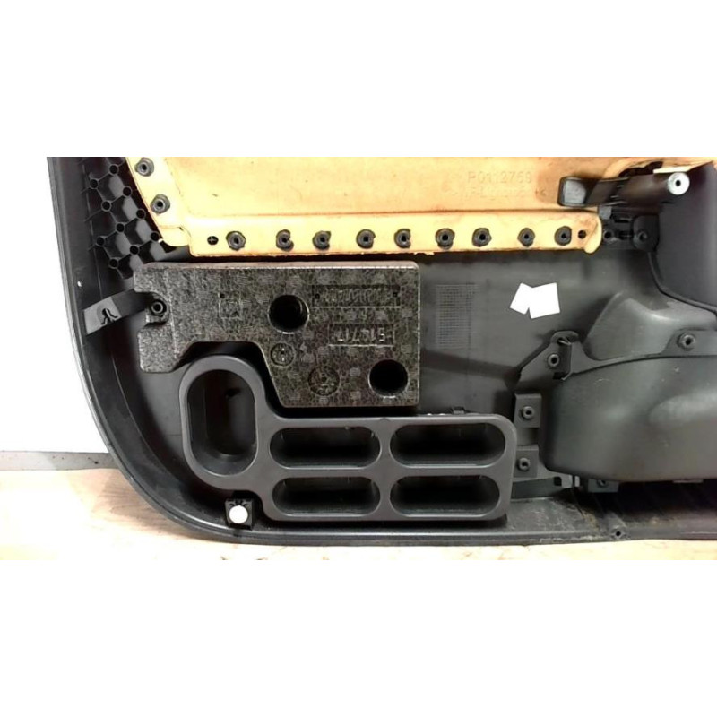 Panneau de porte avant droit OPEL CORSA D PHASE 1 d’occasion