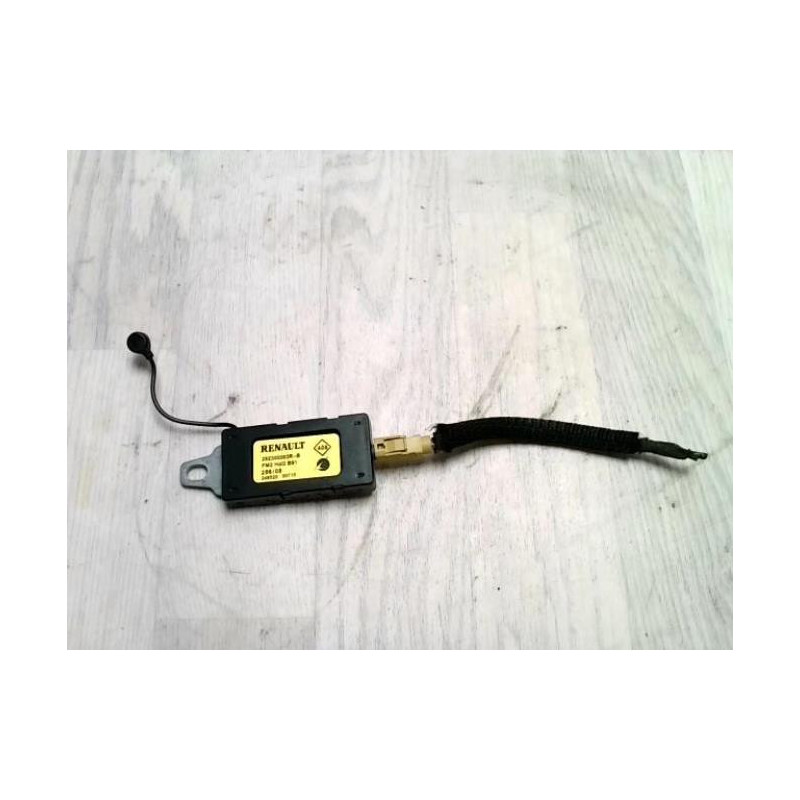 Amplificateur audio RENAULT MEGANE 3 PHASE 1 d’occasion