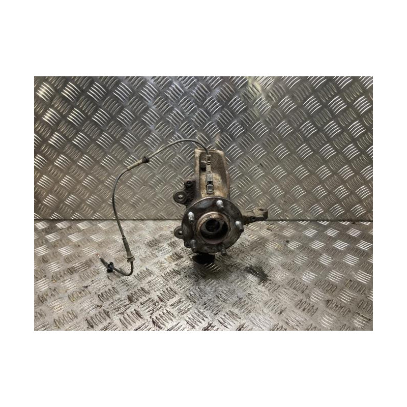 Fusee avant gauche FORD C-MAX 1 PHASE 2 d’occasion